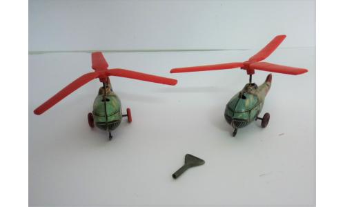 Estrela 2 Helic�pteros de Lata a Corda